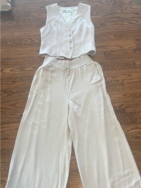 Zara Wide-Leg Drawstring Pants in Cream